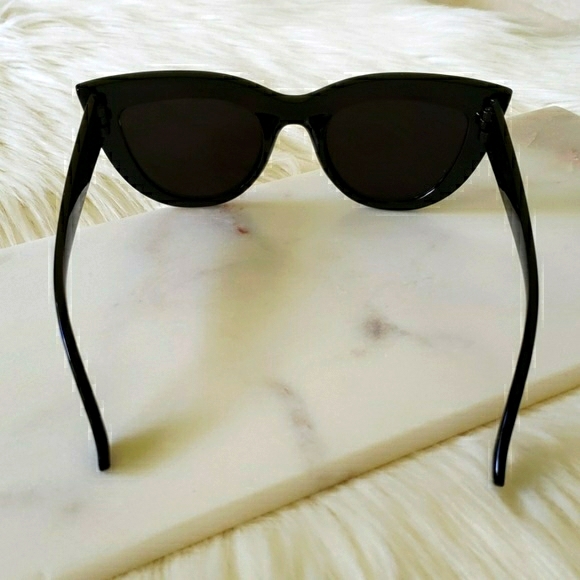 Black Cat Eye Sunglasses Blue Mirrored Lenses - Picture 6 of 8